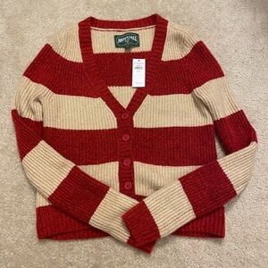 American Eagle sweater!